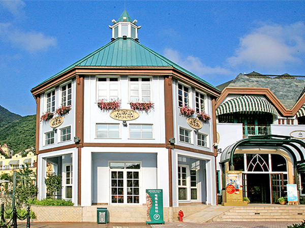 因特拉根城堡酒店（總統别墅）