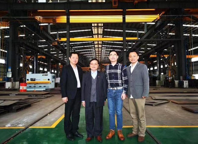 鄧正明将軍莅臨華域集團指導工作